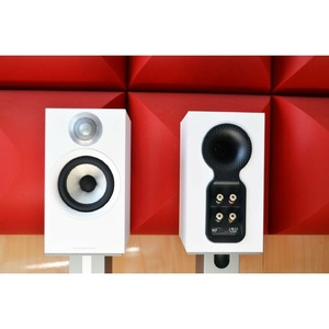 Полочная акустика B&W 607 white + Denon PMA520