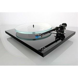 Виниловый проигрыватель Rega Planar 3 Black