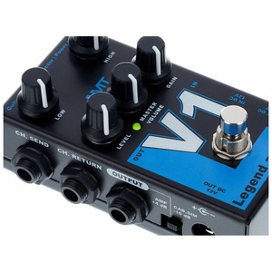 Предусилитель гитарный AMT V-1