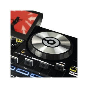 DJ контроллер Reloop Touch