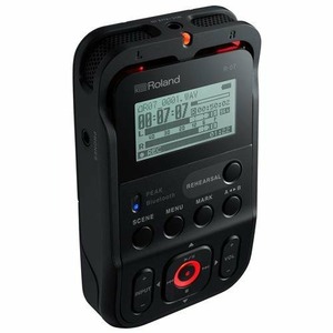 Студийный рекордер/проигрыватель Roland R-07-BK
