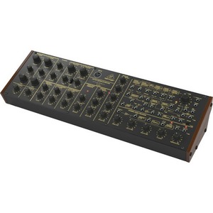 Аналоговый синтезатор Behringer K-2