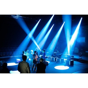 Прожектор полного движения LED Robe Robin DL4F Wash