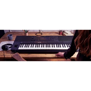 Цифровая рабочая станция Yamaha PSR-SX700