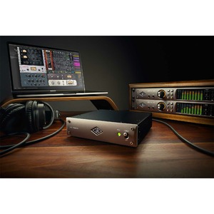 Плата DSP внешняя UNIVERSAL AUDIO UAD-2 Satellite Thunderbolt 3 QUAD Core