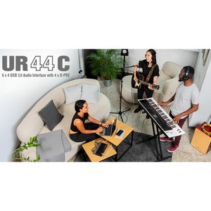 Внешняя звуковая карта с USB Steinberg UR44-C