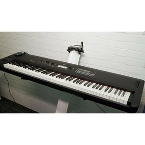 Цифровой синтезатор KORG KROSS2-88 MB