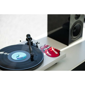 Проигрыватель винила Pro-Ject DEBUT III ROLLING STONES WHITE OM10