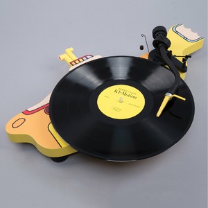 Проигрыватель винила Pro-Ject THE BEATLES YELLOW SUBMARINE