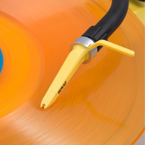 Проигрыватель винила Pro-Ject THE BEATLES YELLOW SUBMARINE