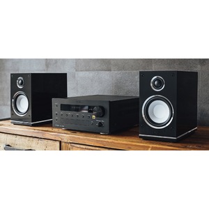 CD ресивер Magnat MC 100