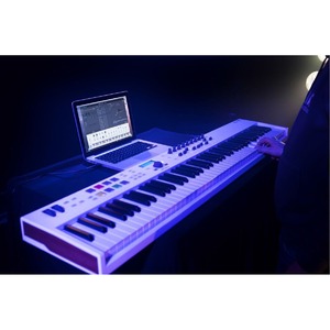 Миди клавиатура Arturia KeyLab Essential 88