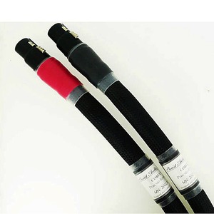 Кабель аудио 2xXLR - 2xXLR Purist Audio Design Corvus Int. XLR-XLR 1.0m