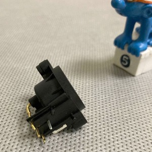 Терминал XLR (Папа) Neutrik NC3MAAH