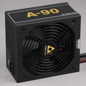 Блок питания для компьютера Chieftec GDP-550C