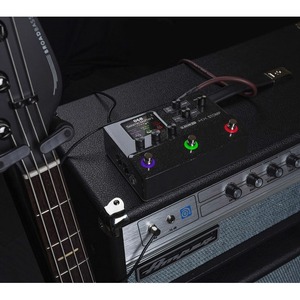 Гитарная педаль эффектов/ примочка Line 6 HX Stomp