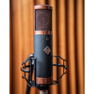 Микрофон ламповый конденсаторный Telefunken TF-29