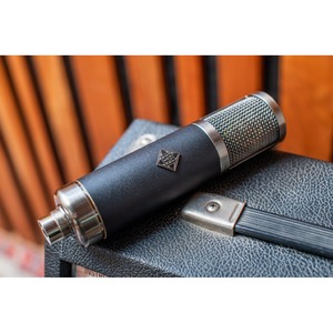 Микрофон студийный конденсаторный Telefunken TF47