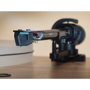 Проигрыватель винила Music Hall MMF-9.3 walnut w/o cartridge