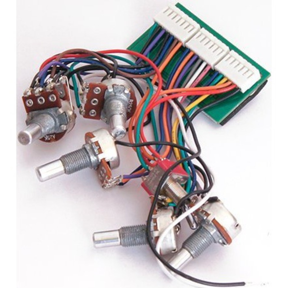 Предусилитель для бас-гитары Cort MK1-SW