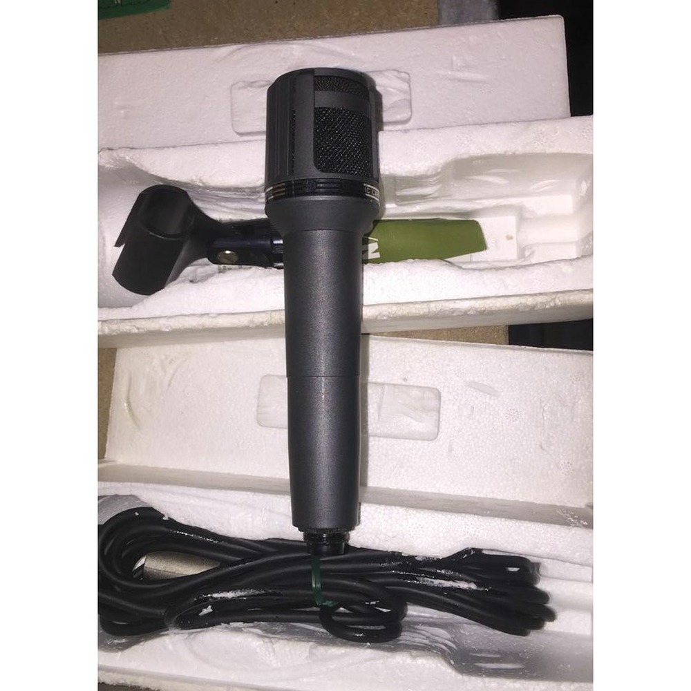 Вокальный микрофон (динамический) RCF MD 2000 SEP 3V