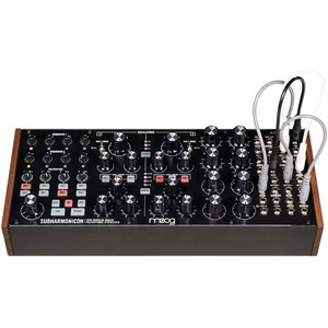 Синтезатор и секвенсор Moog Subharmonicon