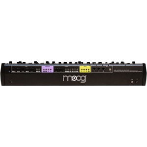 Аналоговый синтезатор Moog Matriarch