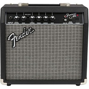 Гитарный комплект Fender Squier Affinity Series Stratocaster HSS Pack Laurel Fingerboard Candy Apple Red Gig Bag 15G 230V EU