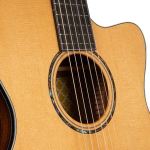 Электроакустическая гитара Cort Gold-OC8-Nylon-WCASE-NAT