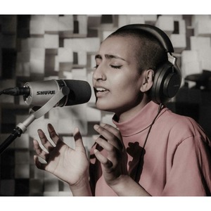 USB микрофон Shure MV7-S