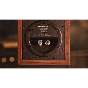 Полочная акустика Dynaudio Heritage Special Walnut