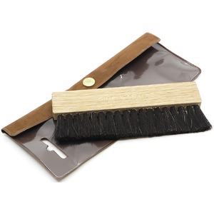 Щетка для чистки пластинок Simply Analog (SAWC001) Vinyl Record Brush Natural Wood