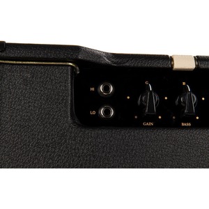 Гитарный усилитель Cort CMV15H-EU