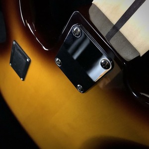 Бас-гитара Vintage V965TSB