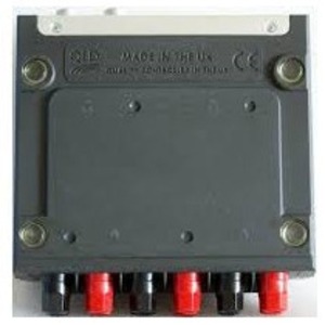 Коммутатор аудио студийные QED (A-SS21) 2 Way Speaker Switch SS21