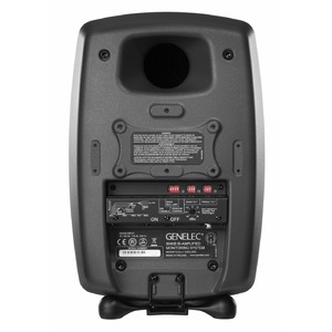 Студийный монитор активный Genelec 8040BWM