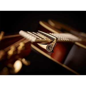 Каподастр для гитары G7TH Performance 2 Classical Gold Plated