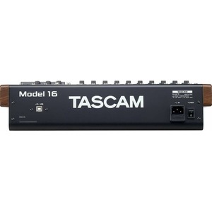 Аналоговый микшер TASCAM Model 16