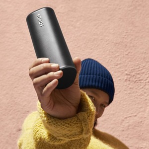 Прочная и водонепроницаемая акустика Sonos Roam Black