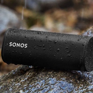 Прочная и водонепроницаемая акустика Sonos Roam Black