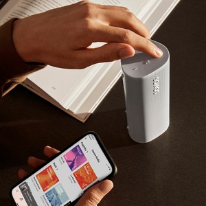 Прочная и водонепроницаемая акустика Sonos Roam White