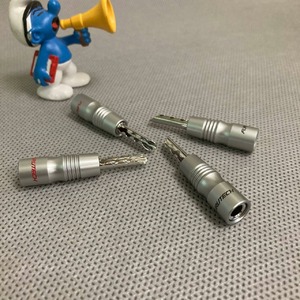Разъем "Банана" Furutech FP-200B(R) Set-4