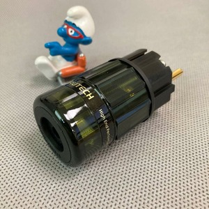 Разъем EU Schuko Furutech FI-E38(G)
