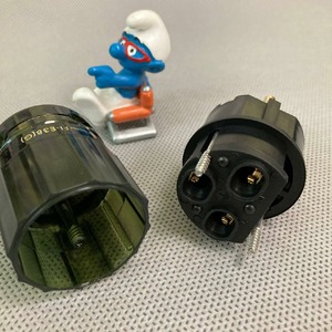 Разъем EU Schuko Furutech FI-E38(G)