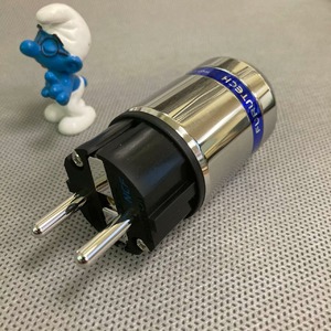 Разъем EU Schuko Furutech FI-E48 NCF(R)