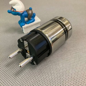 Разъем EU Schuko Furutech FI-E48(R)