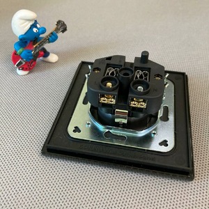 Розетка силовая Furutech FT-SWS(R) Carbon