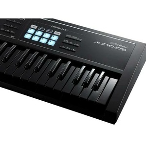 Цифровой синтезатор Roland JUNO-DS61B