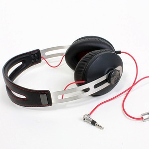 Наушники внутриканальные для iPhone Sennheiser MOMENTUM Black