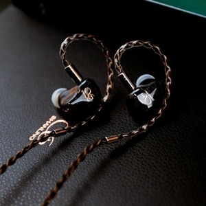 Наушники внутриканальные классические Shanling ME700 black